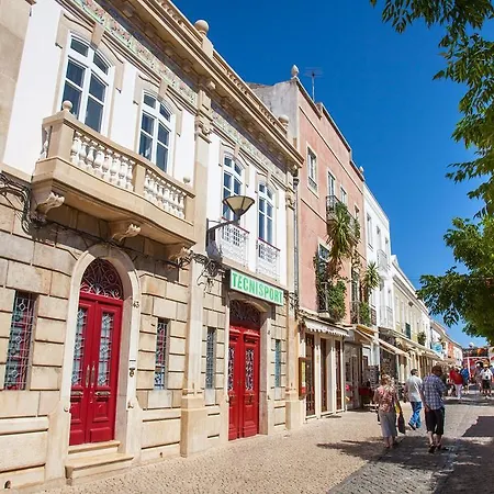 Πανσιόν Muralha House 3*