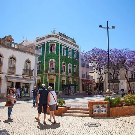 Πανσιόν Muralha House